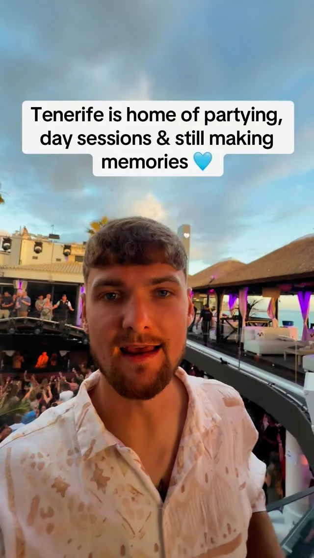 The only place where you can fill your day full of excursions, parks, zoo’s, water sports and other fun things & then party all night 🥳